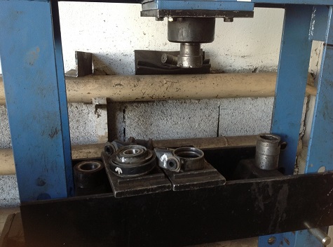 Замена подвесного подшипника кардана Замена подвесного подшипника кардана